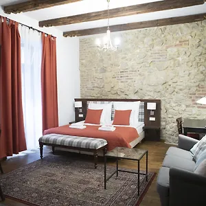 3* Aparthotel Golebia 8