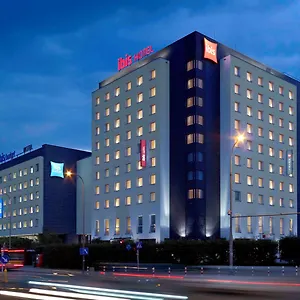 Ibis West Station Hotel Varsovia