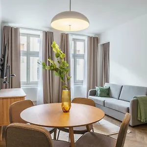Limehome Halkova צ'כיה